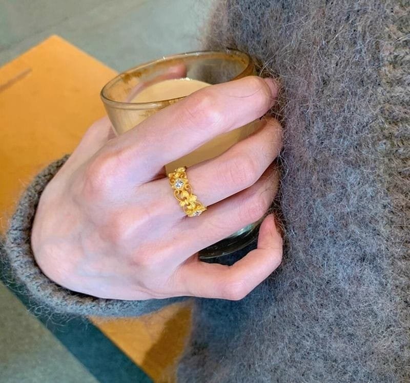 Regal Filigree Grace Ring